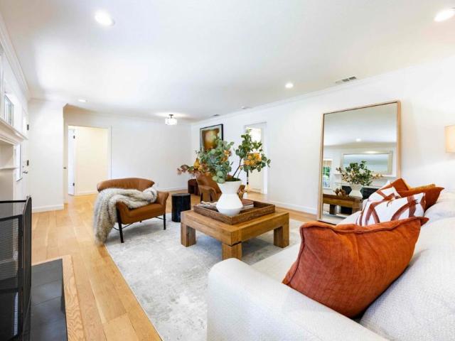 1222 Marilyn Drive