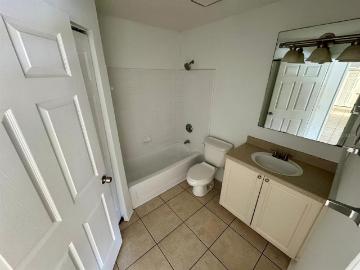 1222 Bermuda Lakes Ln, Unit 106, Kissimmee, FL 34741 | MLS #S5150