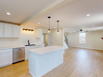 1222 S 7th Street