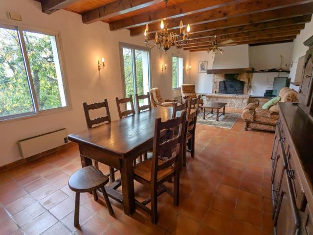 12230 NANT MAISON PLAIN PIED 120M2 GARAGE TERRAIN