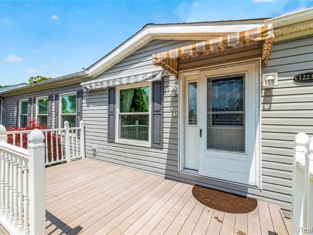 12239 Maple Creek Court
