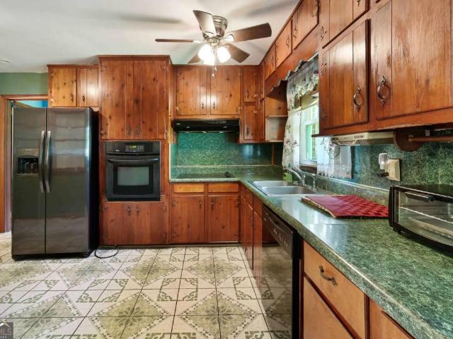 1223 Sanders Drive