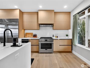 1223 th Avenue SW