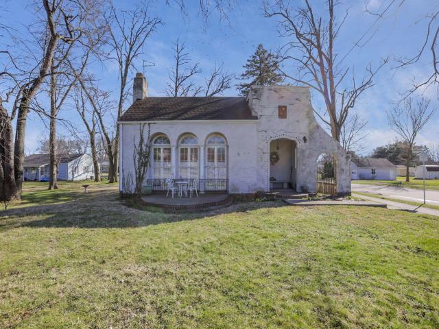1223 W Main Street