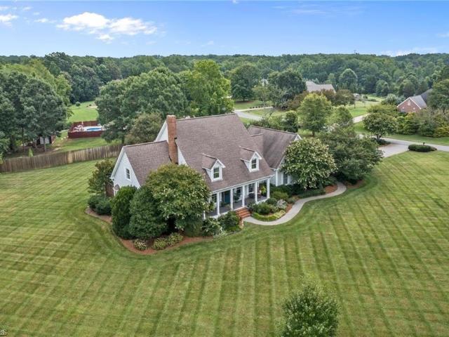 122 Carousel Lane