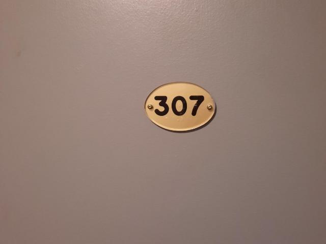 122 Bronte St One Bedroom [object Promise] for Rent