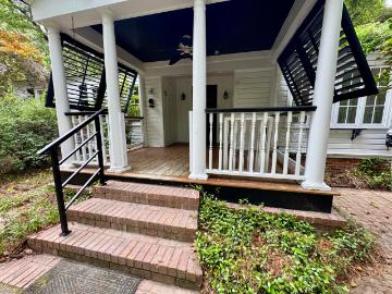 122 Gadsden St, Summerville, SC 29483 | MLS #26012