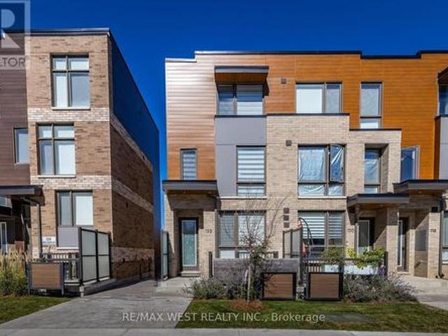 122 Green Gardens Boulevard, Toronto, ON, M6A 0E5 house for sale | Listing ID C14032 | Royal LePage