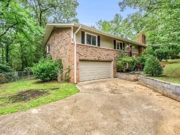 122 Davis Woods