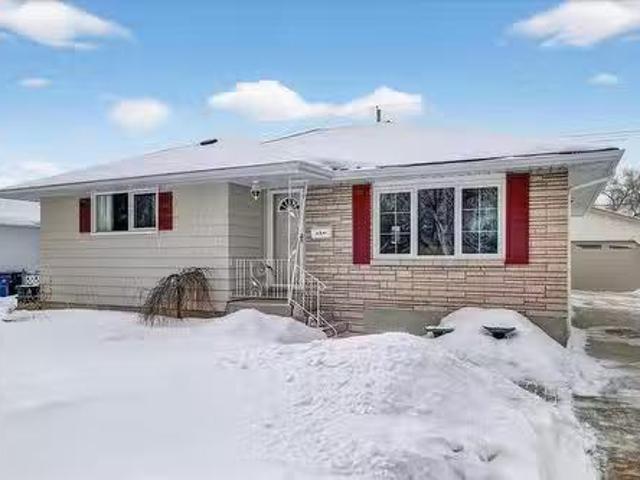 122 De Graff Bay, Winnipeg, MB, R2G 1Y9 house for sale List.