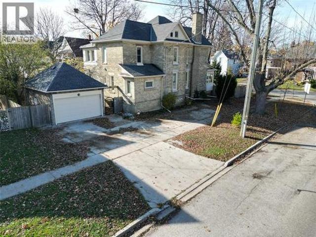122 Forsyth Street North Unit# 1 East, Sarnia, ON, N7T 6L3 house for lease | Listing ID 26011 | Royal LePage