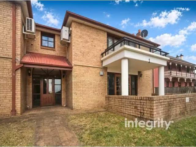 1/22 Hawthorn Avenue, Nowra House for rent Listed by Olivia C.