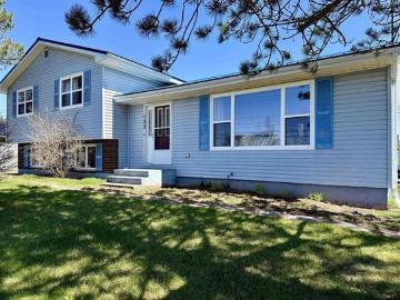 122 John Black Road, Amherst, NS, B4H 3Y3 house for sale | Listing ID 202609 | Royal LePage