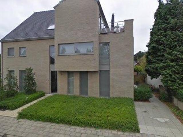 122 m2 apartment for rent in Pelt
