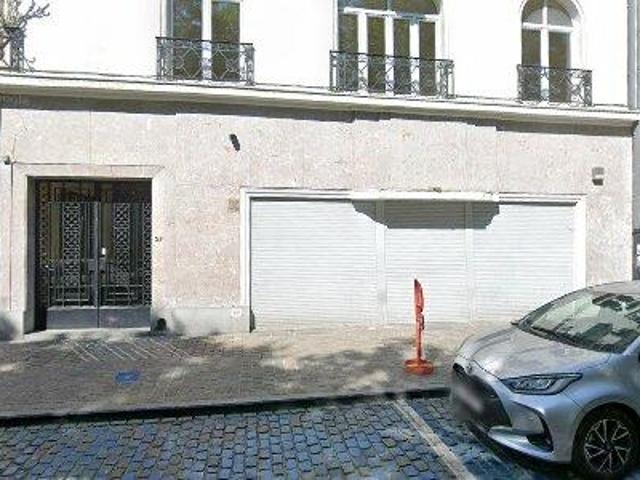 122 m2 apartment for rent in Stad Brussel