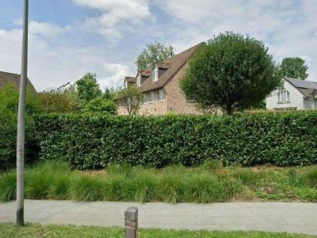 122 m2 apartment for rent in Waterloo