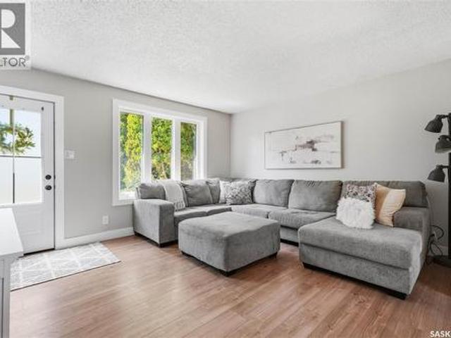 122 Montreal Avenue S, Saskatoon, SK, S7M 3K8 house for sale | Listing ID SK045106 | Royal LePage
