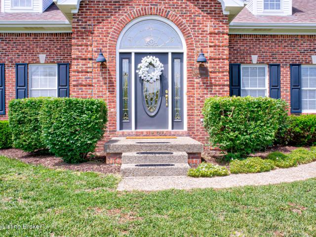 122 Maywood Ave