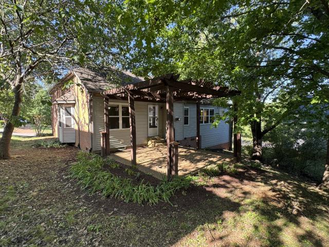 122 Mansker Park Dr