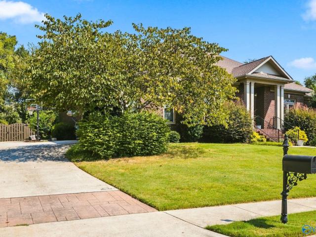 122 Merrimack Court