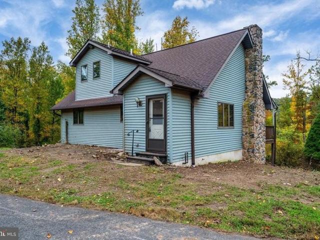 122 Mine Rd, Oley, PA 19547