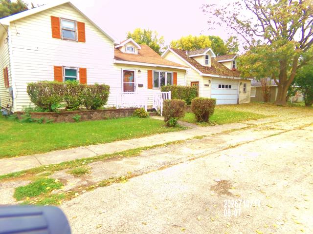 122 S Commercial Avenue