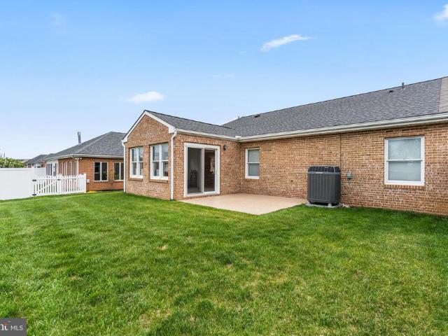 122 Southern Oak Drive