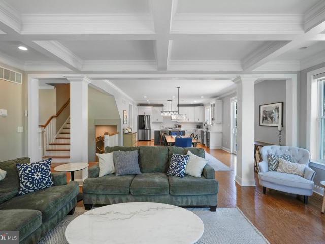 122 Sebastian Ln