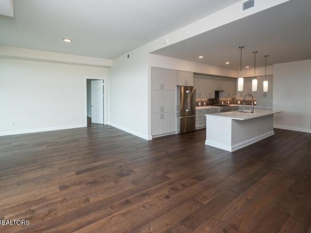 122 Stadium Way, Unit 516, Knoxville, TN 37915 | MLS #1324