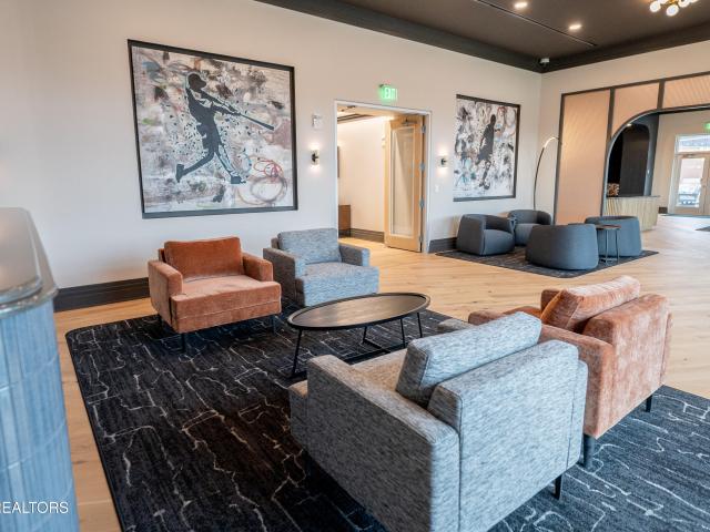 122 Stadium Way, Unit 306, Knoxville, TN 37915 | MLS #1336