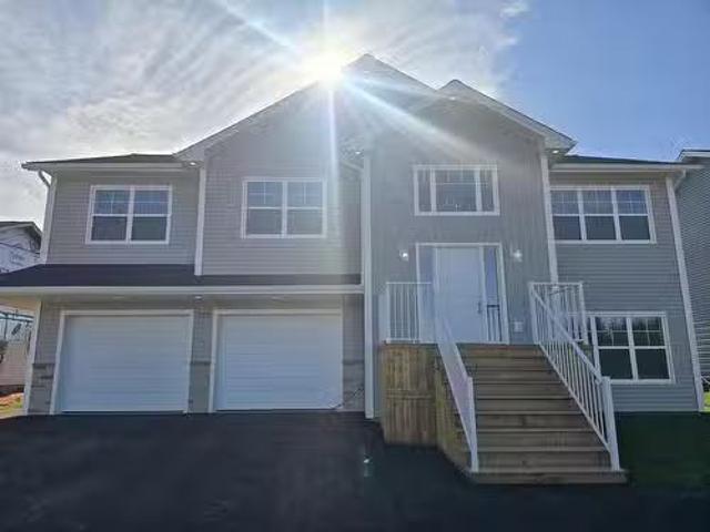 122 Stanmol Drive, Charlottetown, PE, C1E 3W3 house for sale.