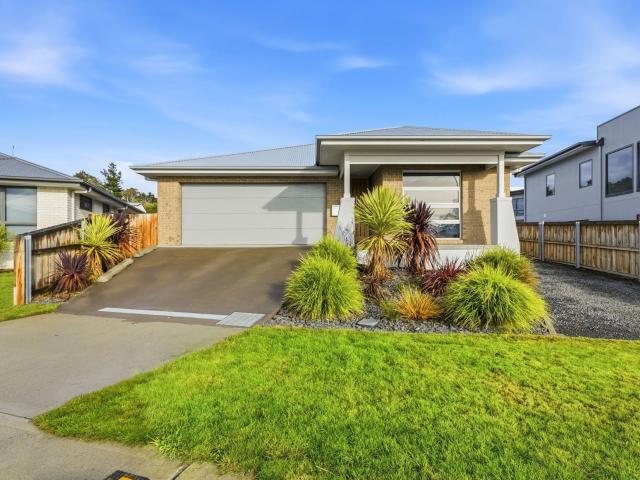 122 stony point drive, austins ferry