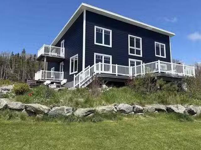 122 Peter Sosna Drive, Macnabs Cove, NS, B0E 3B0 house for s.