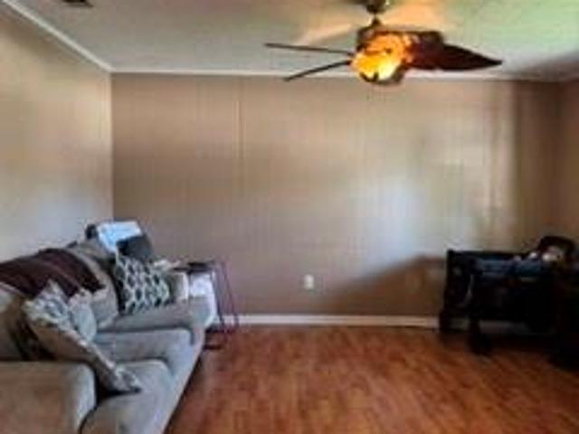 122 pleasant valley drive