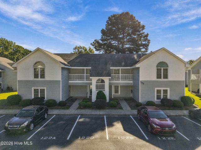 122 W Victoria Court # C