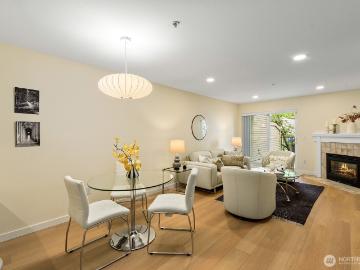 12345 Roosevelt Way NE # 209