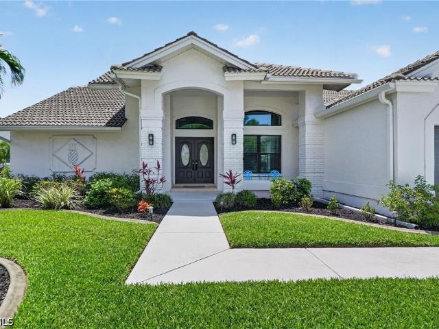 12351 Kelly Sands Way, Fort Myers, FL 33908 | MLS #2026018