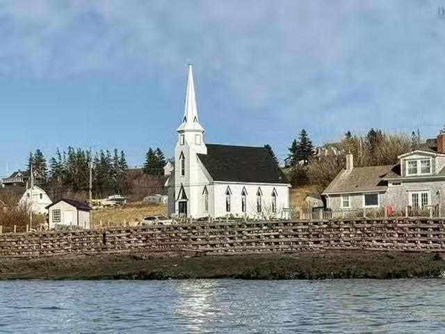 12352 Shore Road, Port George, NS, B0S 1P0 house for sale L.