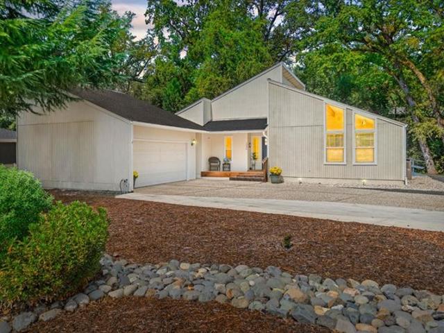 12356 Lake Wildwood Dr, Penn Valley, CA 95946