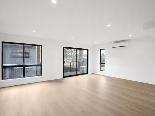 12/35 Bon Scott Crescent, Moncrieff, ACT 2914