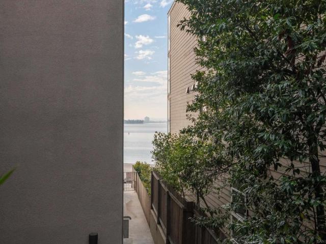1235 Parker Pl 2B