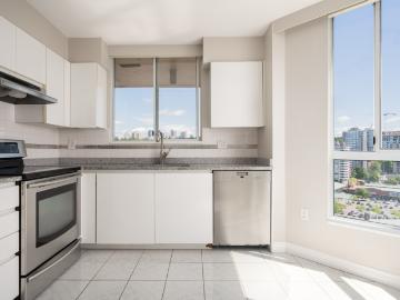 1235 Quayside Dr 17th Floor, New Westminster | Birds Nest Properties