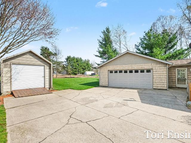 1235 Willow Drive