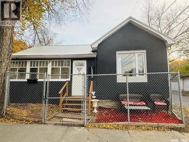 1235 12Th Avenue, Regina, SK, S4P 0L2 house for sale | Listing ID SK050307 | Royal LePage