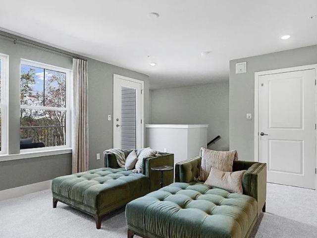 1236 Crested Wood Drive