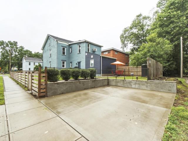 1236 Regent Avenue