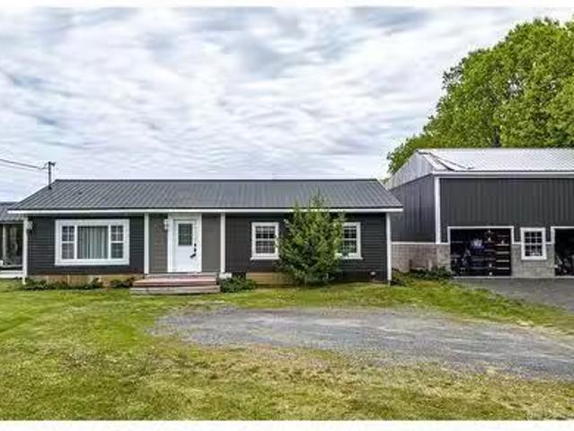 1236 Route 105, Southampton, NB, E6G 1L3 house for sale Lis.