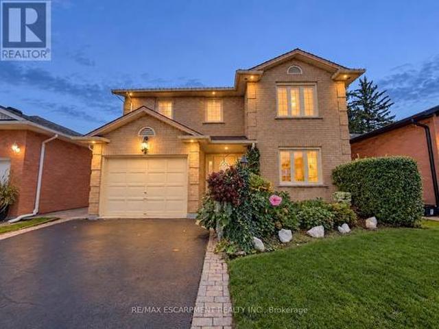 1236 Thorpe Road, Burlington, ON, L7S 2C9 house for sale | Listing ID W13797 | Royal LePage