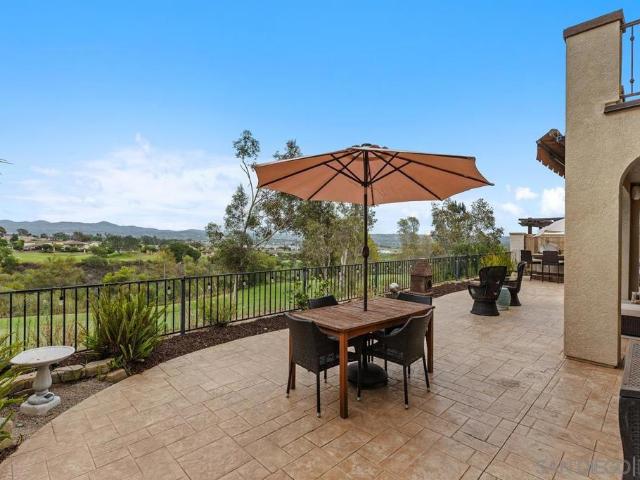 1237 Breakaway Dr