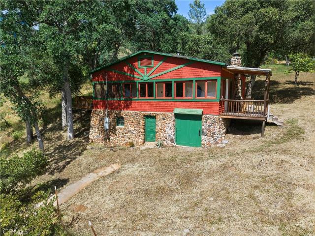 12398 Lakeshore Dr, Clearlake, CA 95422 | MLS #LC26074